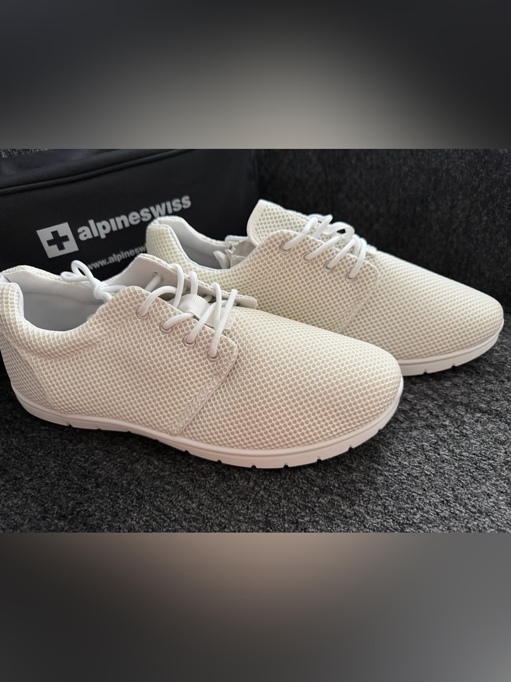 Alpine Swiss Cream Mesh Athletic Sneakers, NWT, size 13